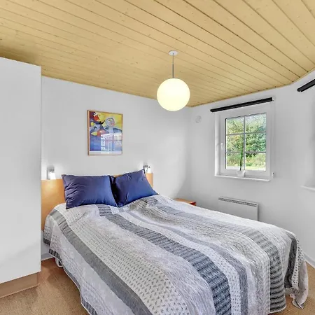 3 Bedroom Beautiful In Hébergement de vacances