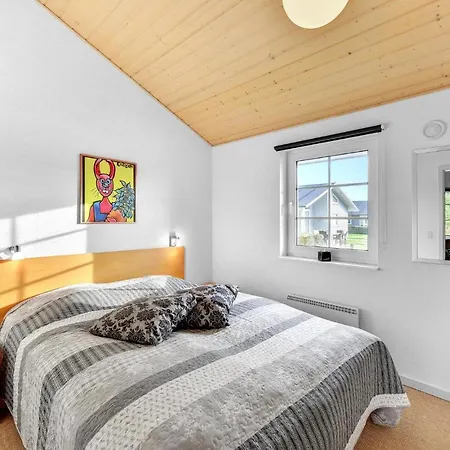 3 Bedroom Beautiful In Hébergement de vacances