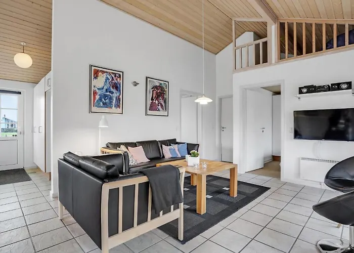 Vakantiehuis 3 Bedroom Beautiful In Nørre Nebel