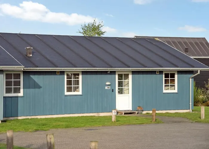 3 Bedroom Beautiful In Vakantiehuis