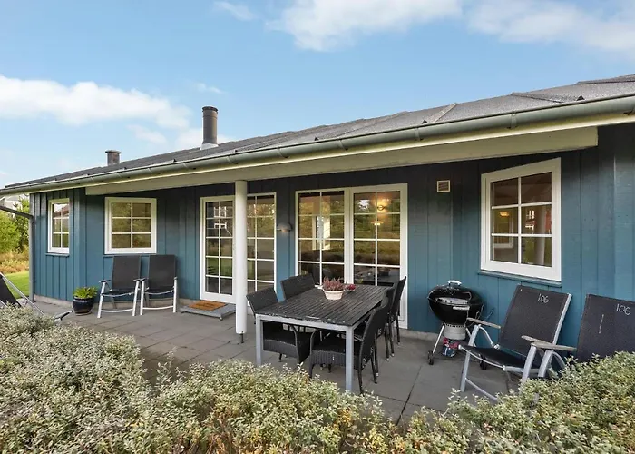 Vakantiehuis 3 Bedroom Beautiful In *