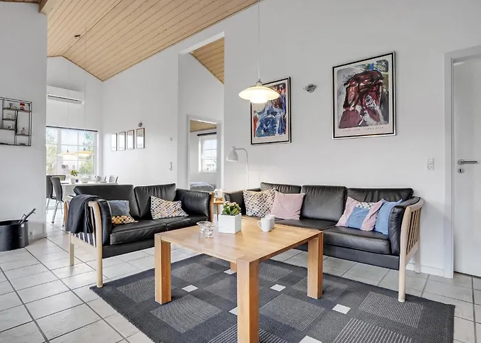 Vakantiehuis 3 Bedroom Beautiful In Nørre Nebel