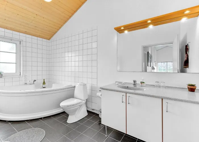 Vakantiehuis 3 Bedroom Beautiful In Nørre Nebel