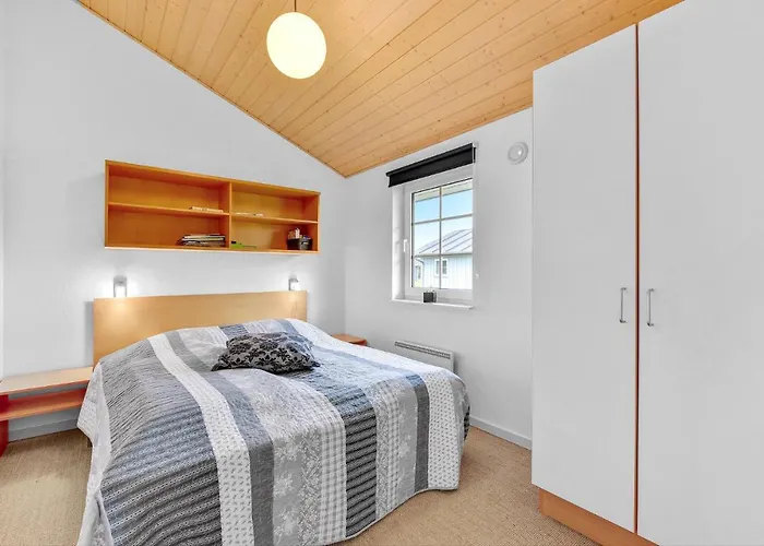 Vakantiehuis 3 Bedroom Beautiful In